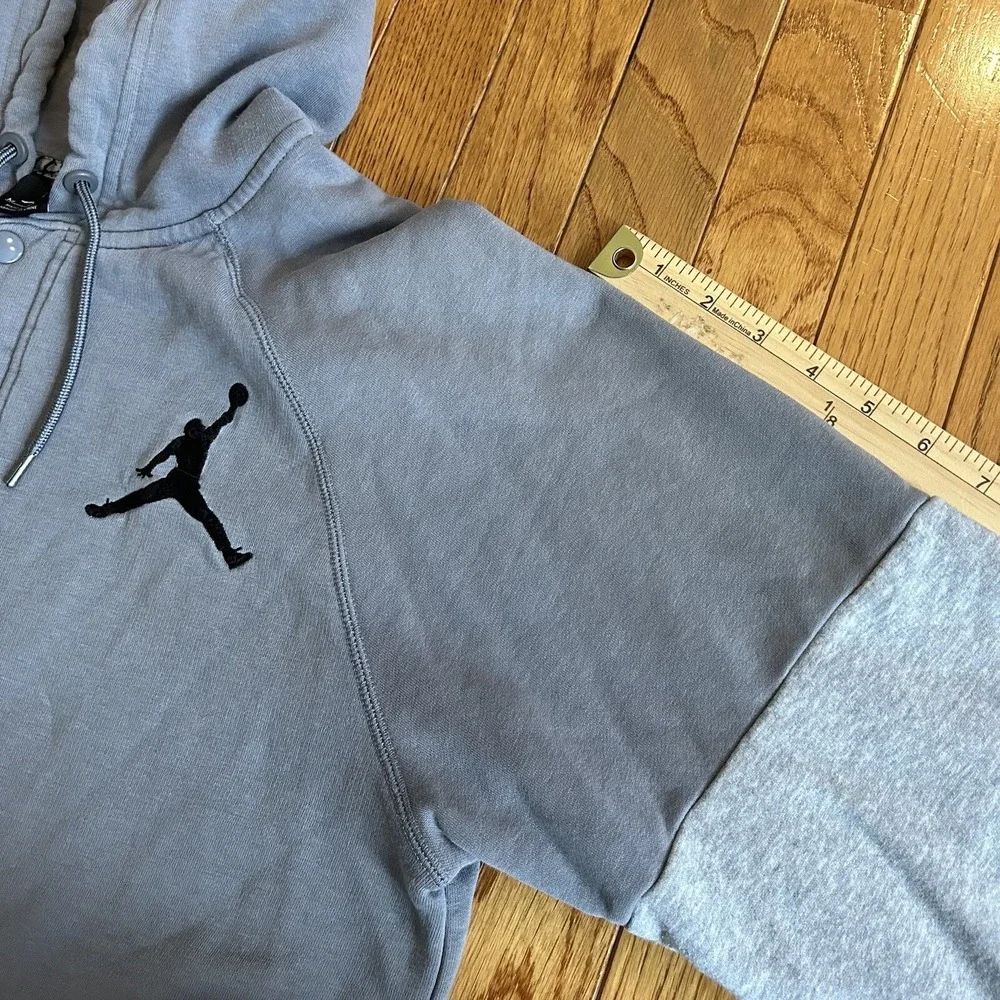 Jordan Mens Size Medium Varsity‎ Hooded Sweatshirt Cool Grey 689020-065
